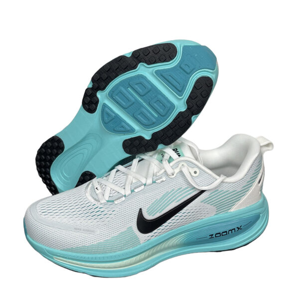 zapatillas-nike-vomero-18-summit-white-lateral-izquierdo