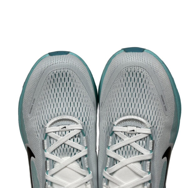 zapatillas-nike-vomero-18-summit-white-vista-frontal