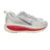 zapatillas-nike-vomero-18-tinte-platino