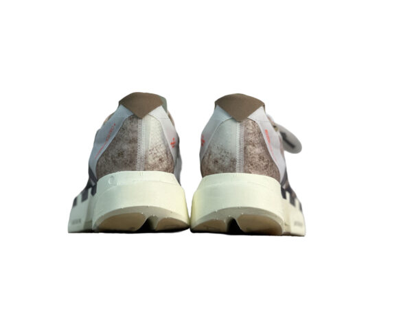 zapatillas-adidas-adizero-blanco-roto-vista-detras