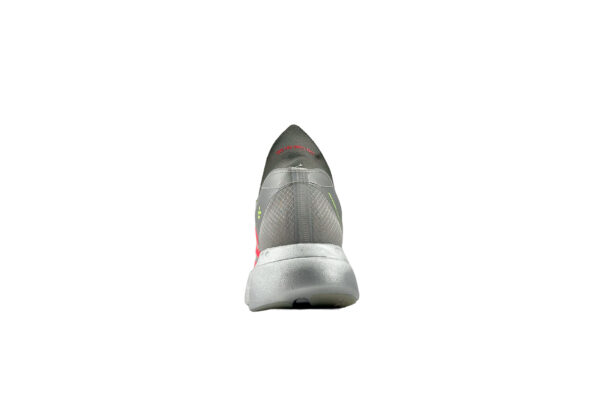 zapatillas-adidas-adizero-plata-metalico-vista-detras