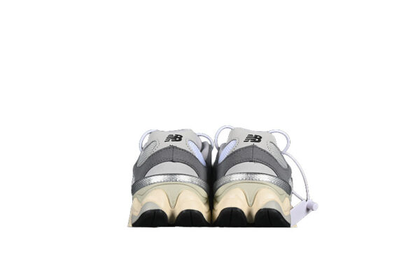 zapatillas-ninos-new-balance-9060-gris-vista-detras