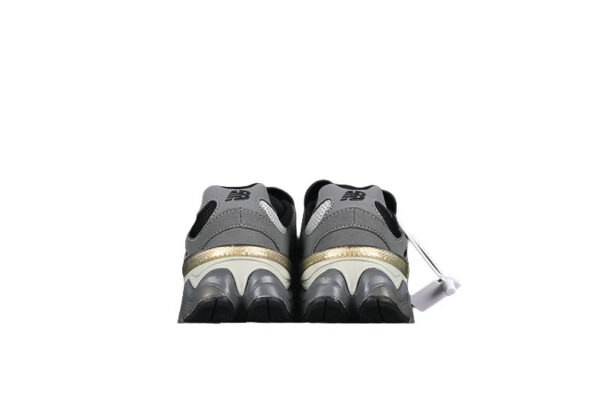 zapatillas-ninos-new-balance-black-vista-detras