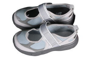 zapatillas-ninos-new-balance-gris-comprar